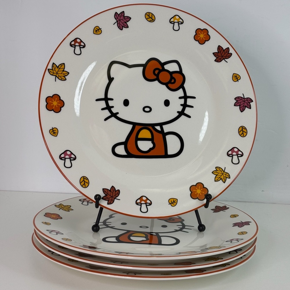 4 Dinner Plates Sanrio Hello Kitty Fall Thanksgiving Halloween Ceramic 10” New